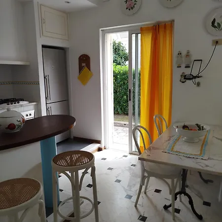 Holiday home Casa Rosella