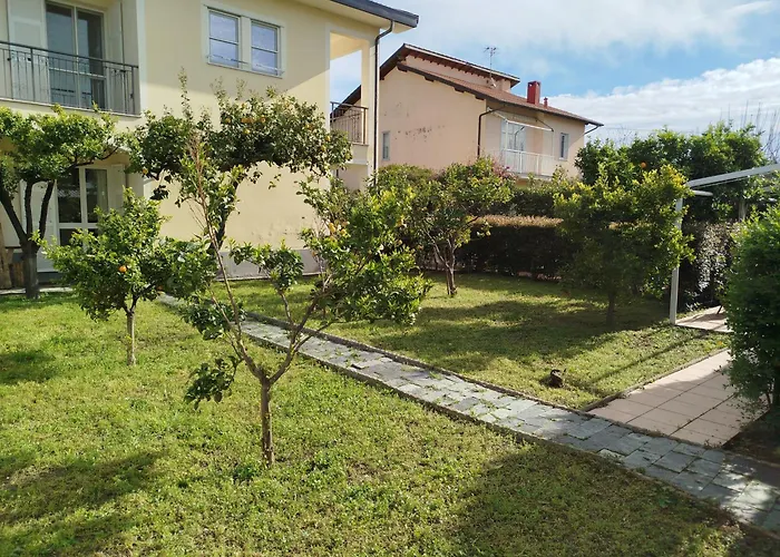 Casa Rosella * Альбенга