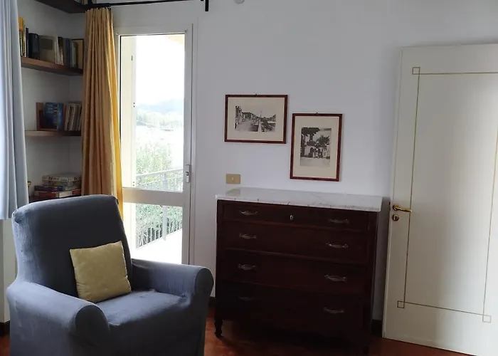 Casa Rosella 알벤가