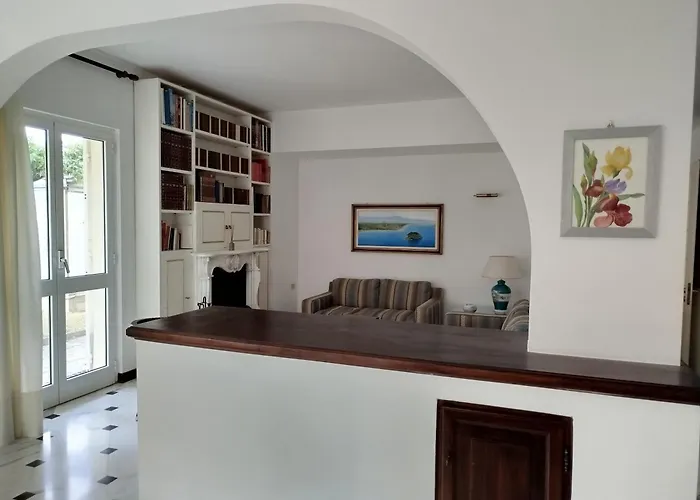 Casa Rosella * 알벤가