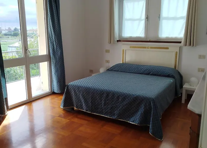 Casa Rosella * 알벤가