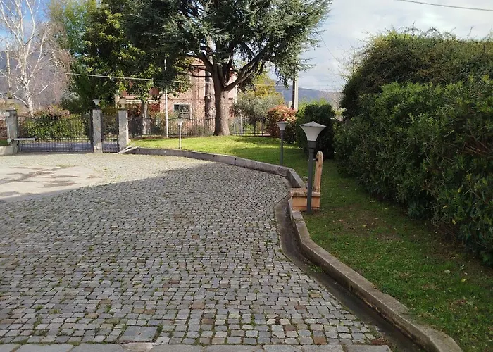 Casa Rosella 펜션 알벤가